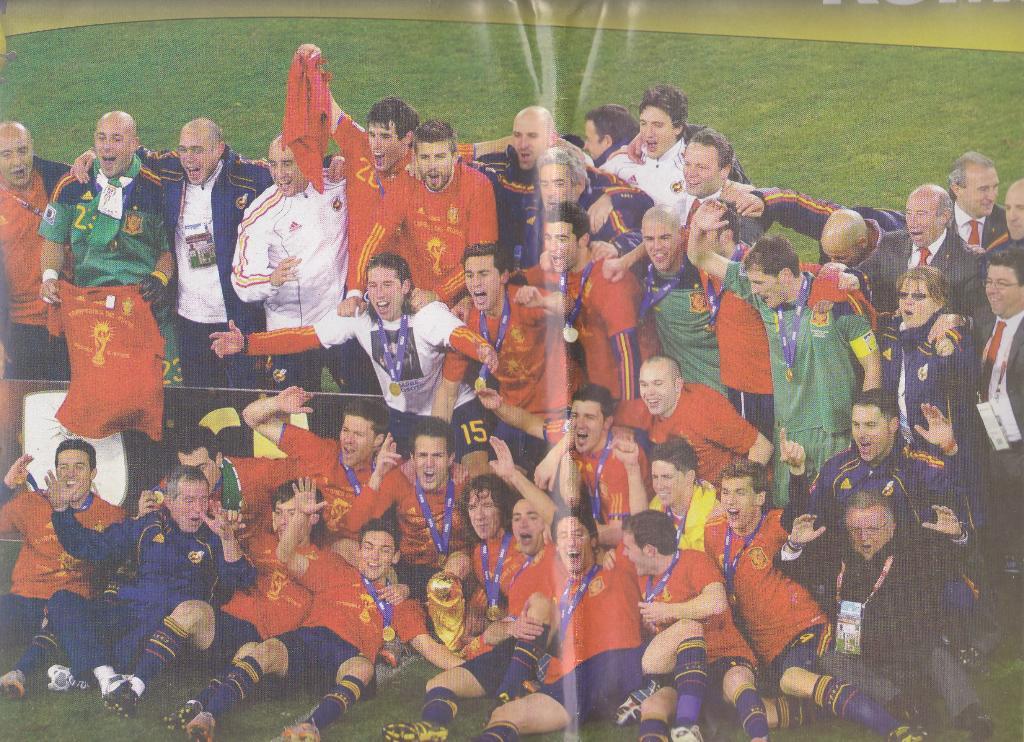 Постер из газеты Команда. Сборная Испании 2010