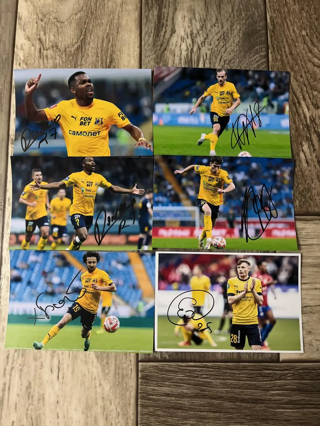 Автографы футболистов фк Ростов 5