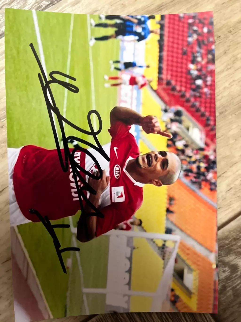 Автограф Веллитона