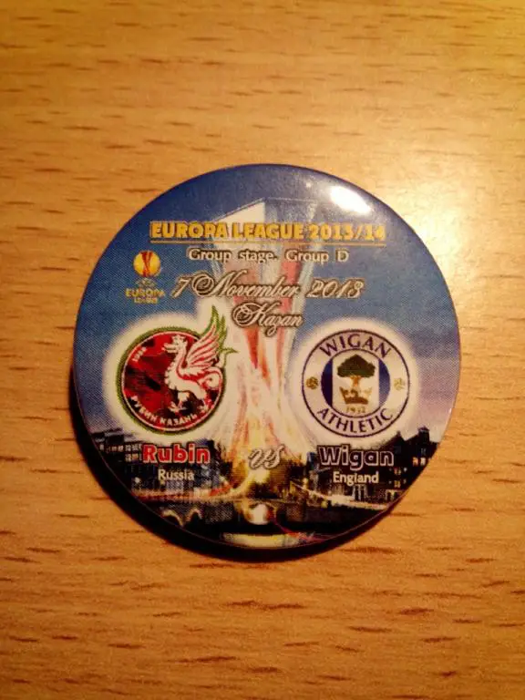 Рубин Казань Россия - Уиган Англия 2013 ЛЕ матчевый значок
