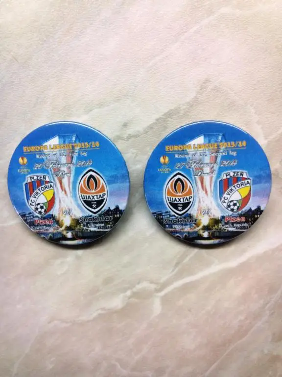 2 штуки Шахтер Донецк Украина Виктория Плзень Чехия 2014 ЛЕ