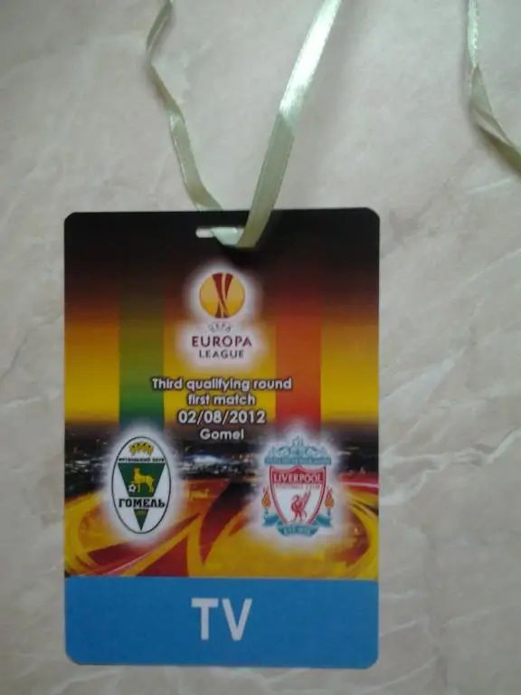 Гомель Беларусь - Ливерпуль Англия 2012 Лига Европы УЕФА бейджи разные (4 вида) 1