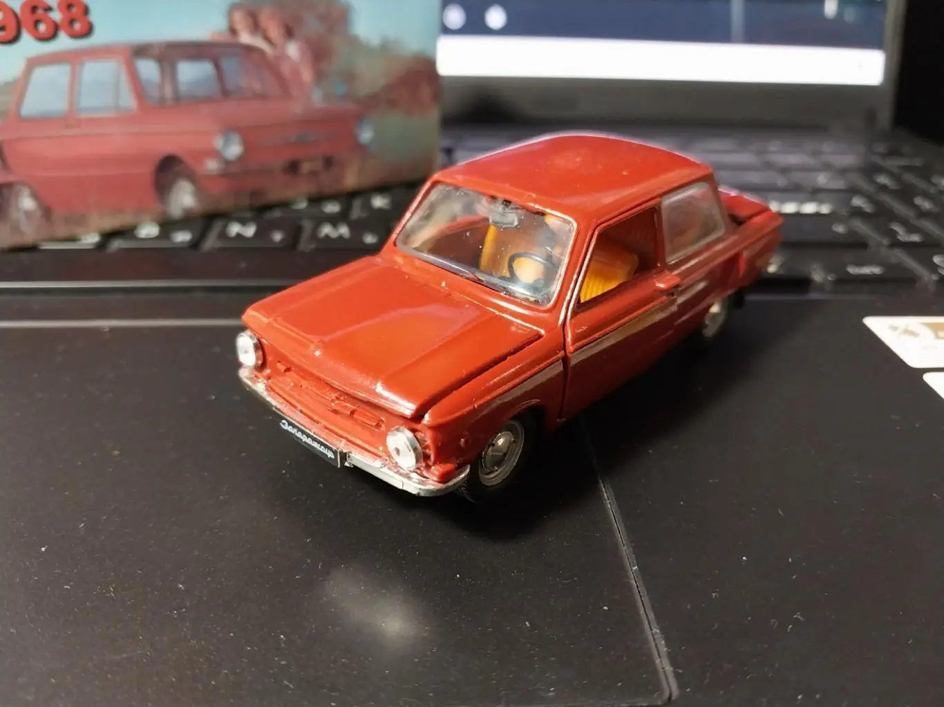 а\м заз-968, 1:43, пластик 4