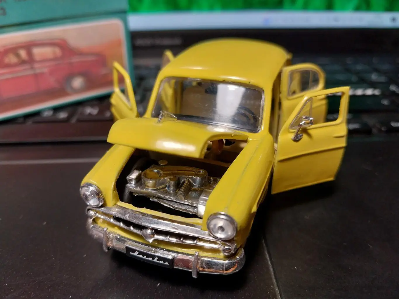 а\м москвич-403, 1:43, пластик 2