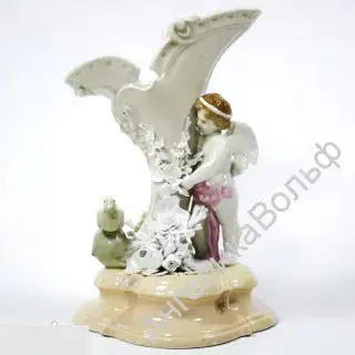 Ангел антик Статуэтка ваза розы фарфор