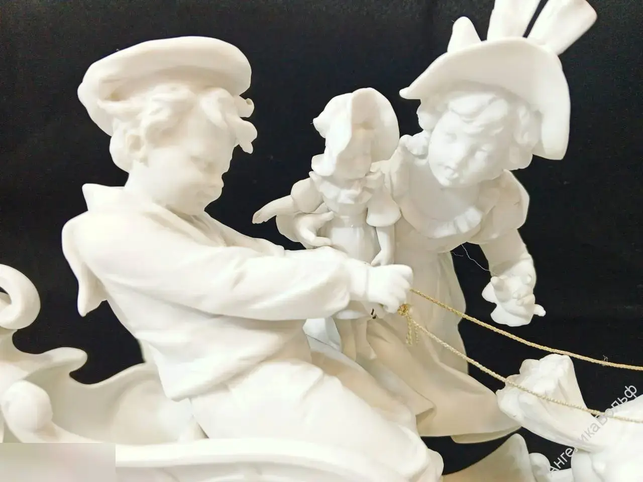 Антик бисквит фарфор статуэтка Дети карета 2