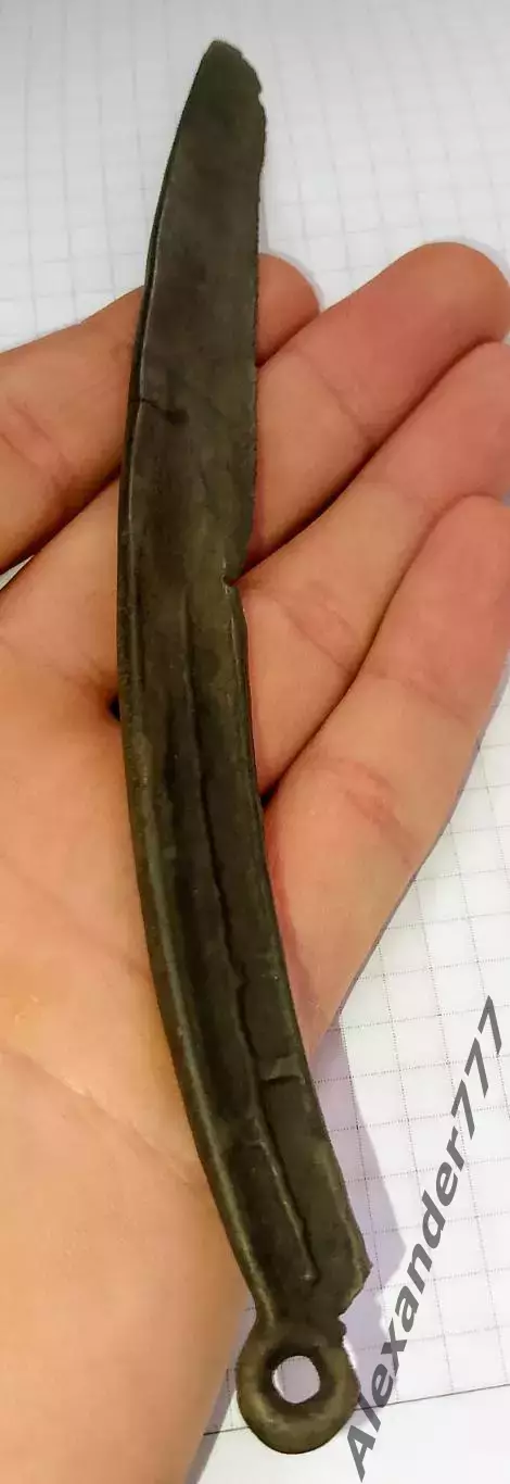 Бронзовый нож РЕДКИЙ. 4