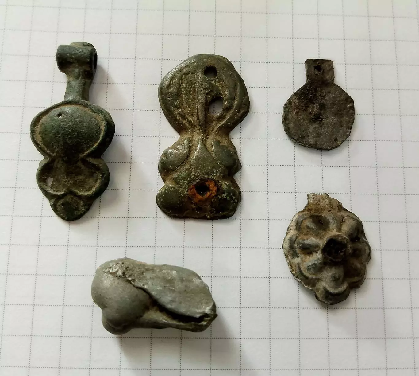 Украшение средневековье, бронза, оловянистая бронза.