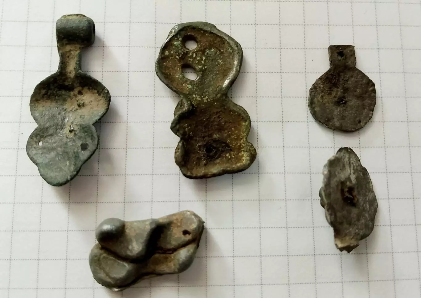 Украшение средневековье, бронза, оловянистая бронза. 2