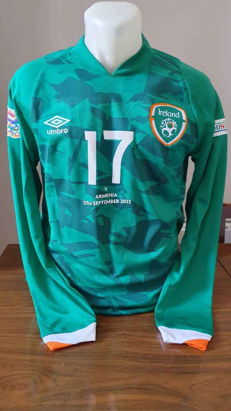 Официальная футбольная игровая майка сборной Ирландии 27.09.2022