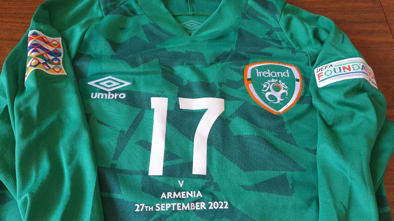 Официальная футбольная игровая майка сборной Ирландии 27.09.2022 2