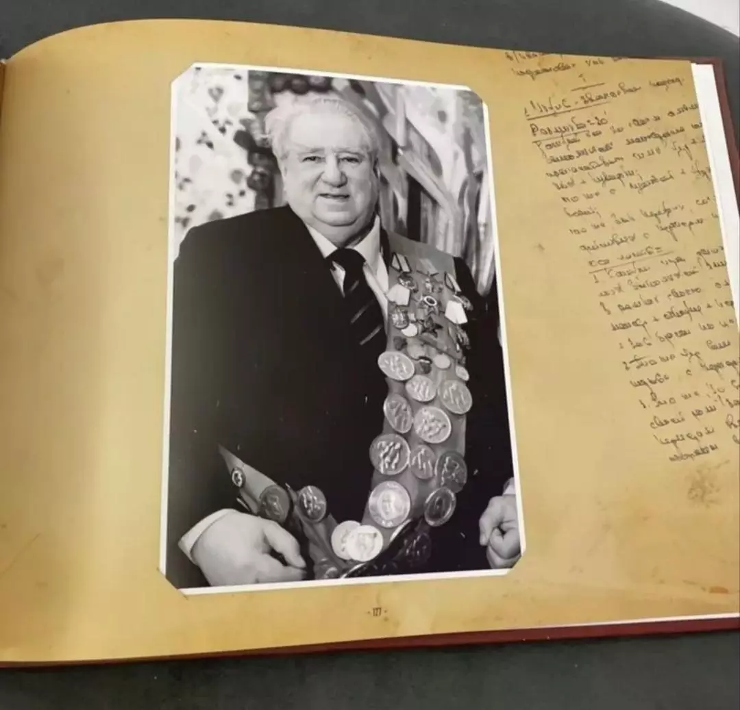 А. Тарасов 100 6