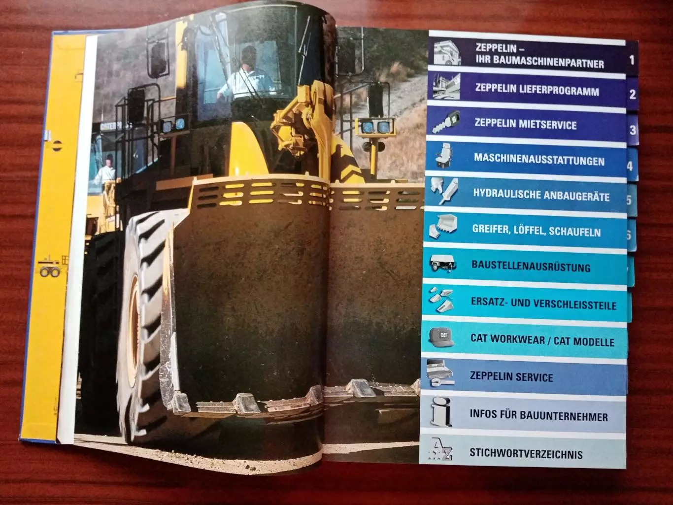 Каталог продукции Caterpillar 1999-2000 год. на немецком 2