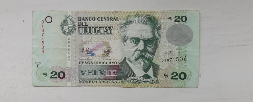 Уругвай 20 песо