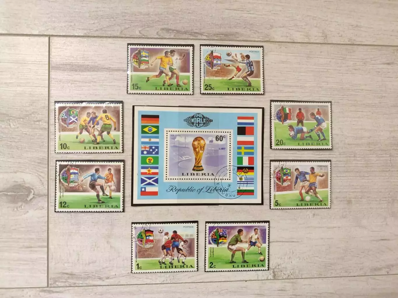 Либерия. Чемпионат мира Мюнхен 1974 . 1 блок + 8 марок