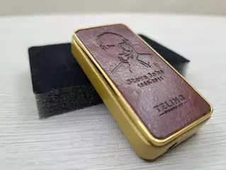 Коллекционная зажигалка Steve Jobs