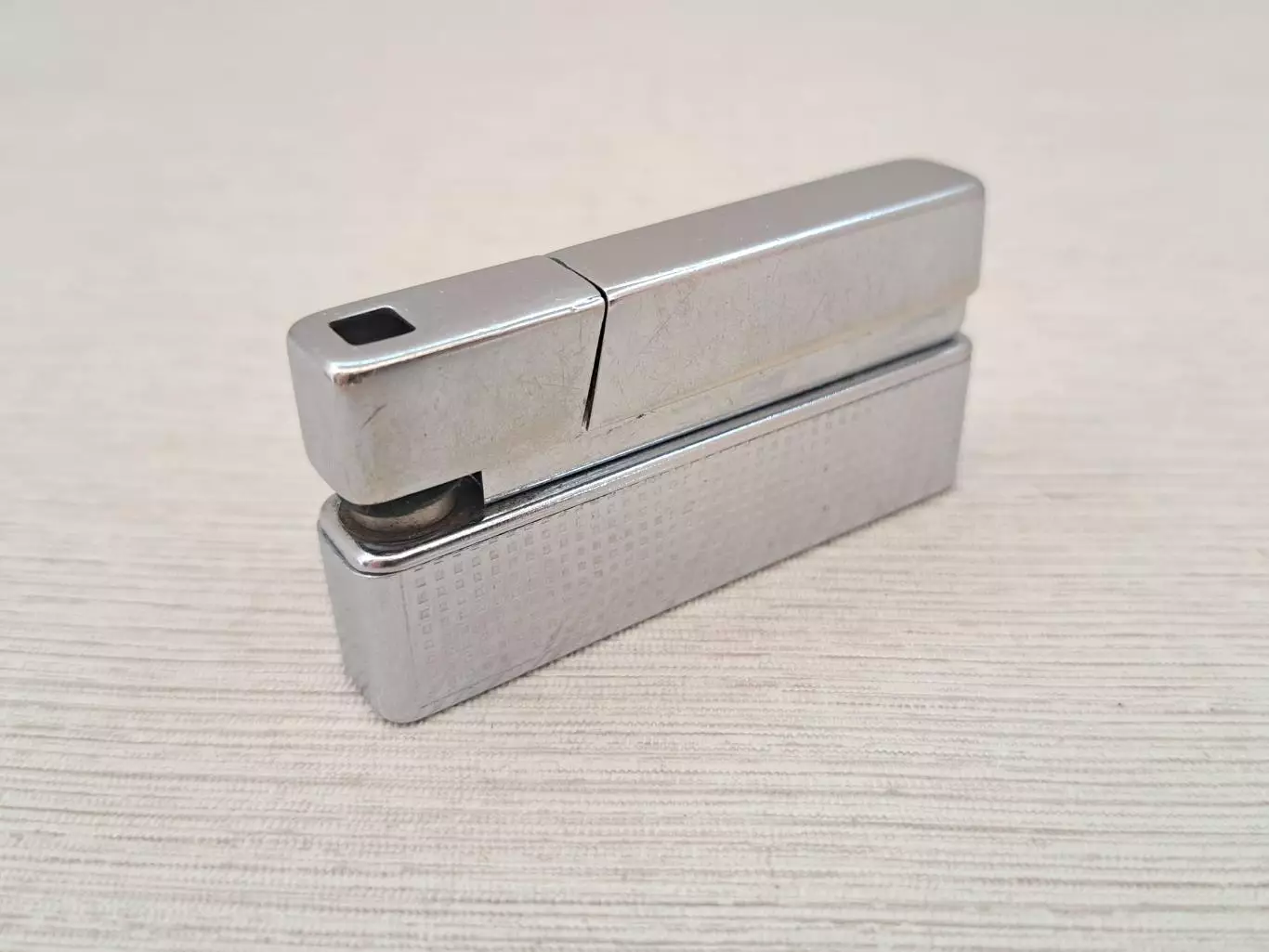 Коллекционная советская зажигалка 3