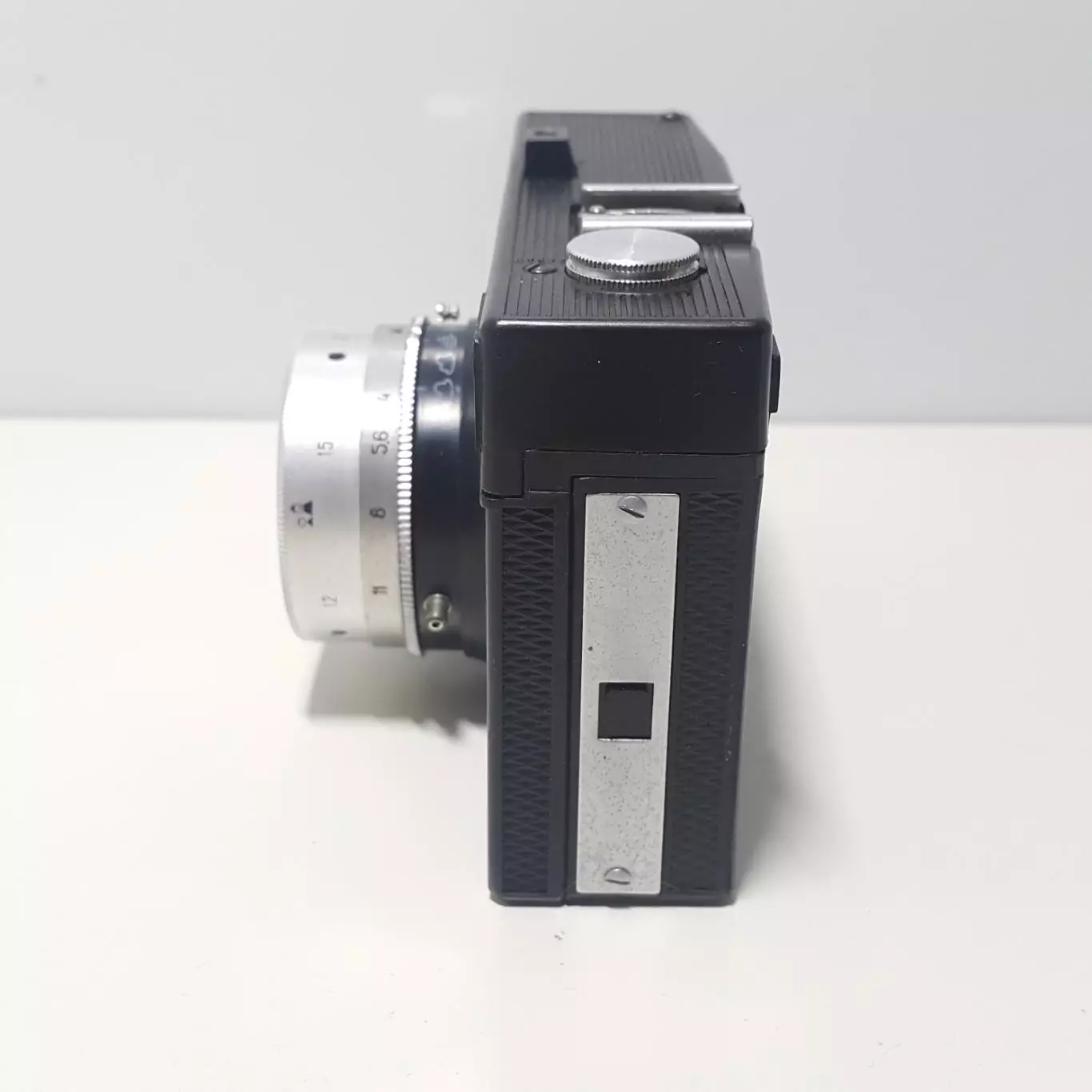 Советский фотоаппарат Смена 8М с чехлом 1