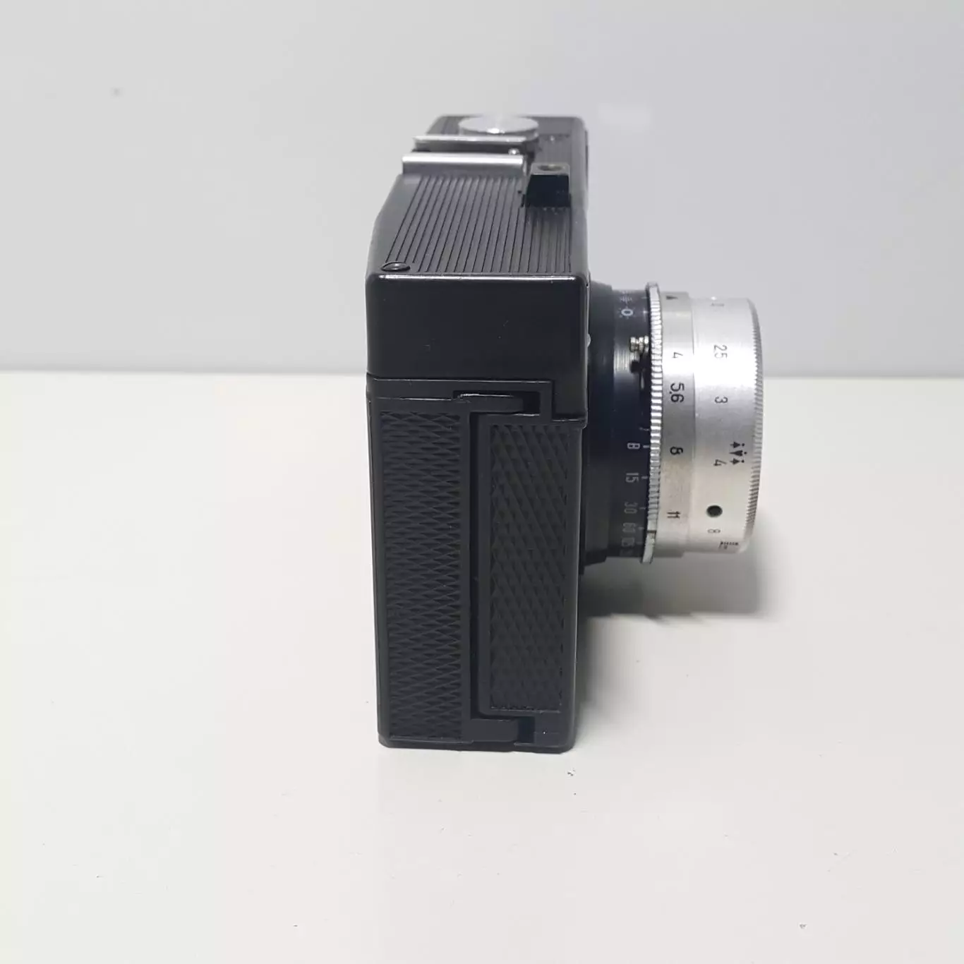 Советский фотоаппарат Смена 8М с чехлом 3