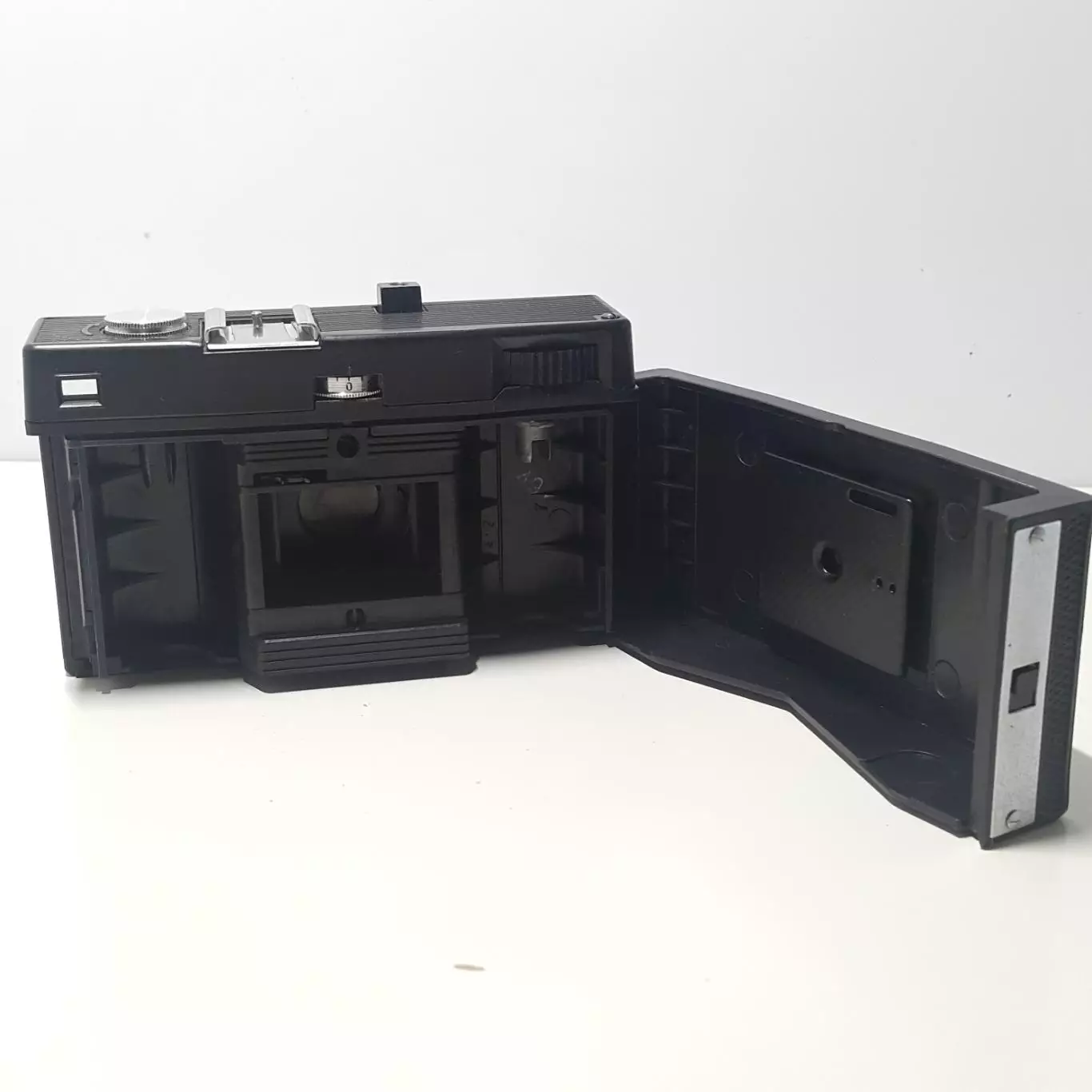 Советский фотоаппарат Смена 8М с чехлом 6