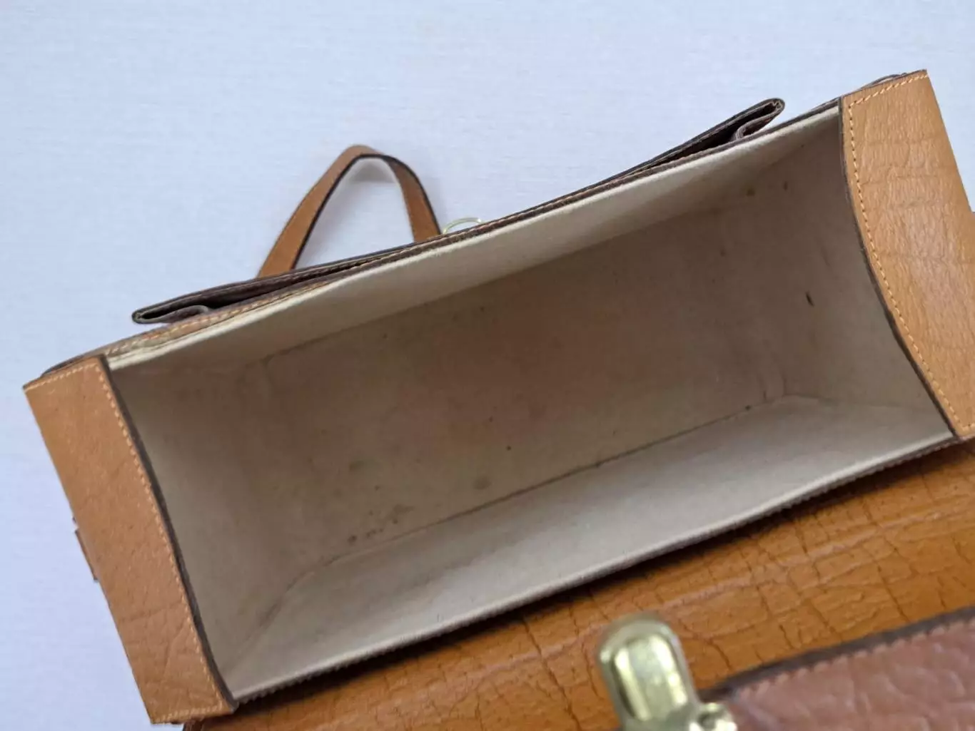 Винтажная кожаная сумка Coopexim-Cepelia, Польша, 1973 г. с биркой 2