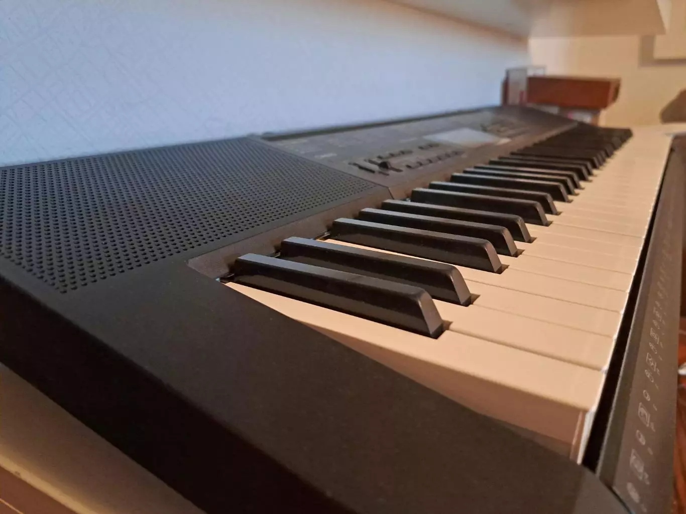 Синтезатор Casio CTK-2200