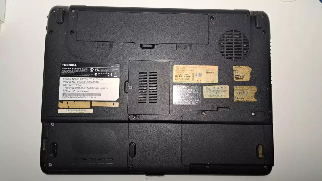 Ноутбук Toshiba Satellite A200-23P на запчасти 7