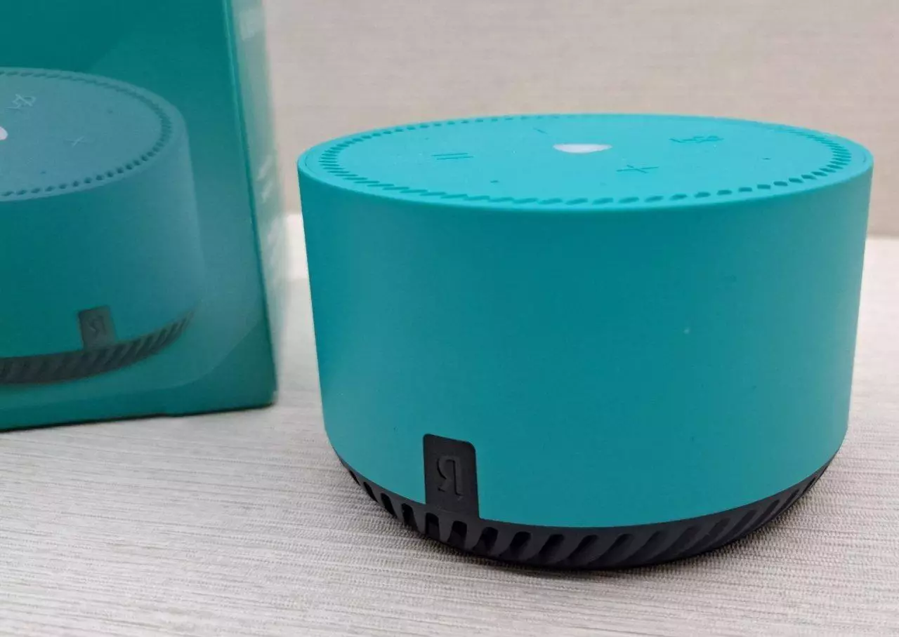 Умная колонка Яндекс, новая 2