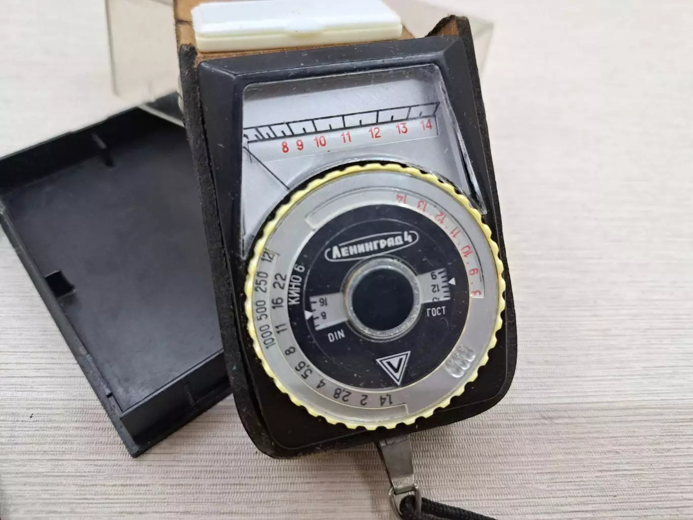 Советский экспонометр Ленинград 4, 1978 год