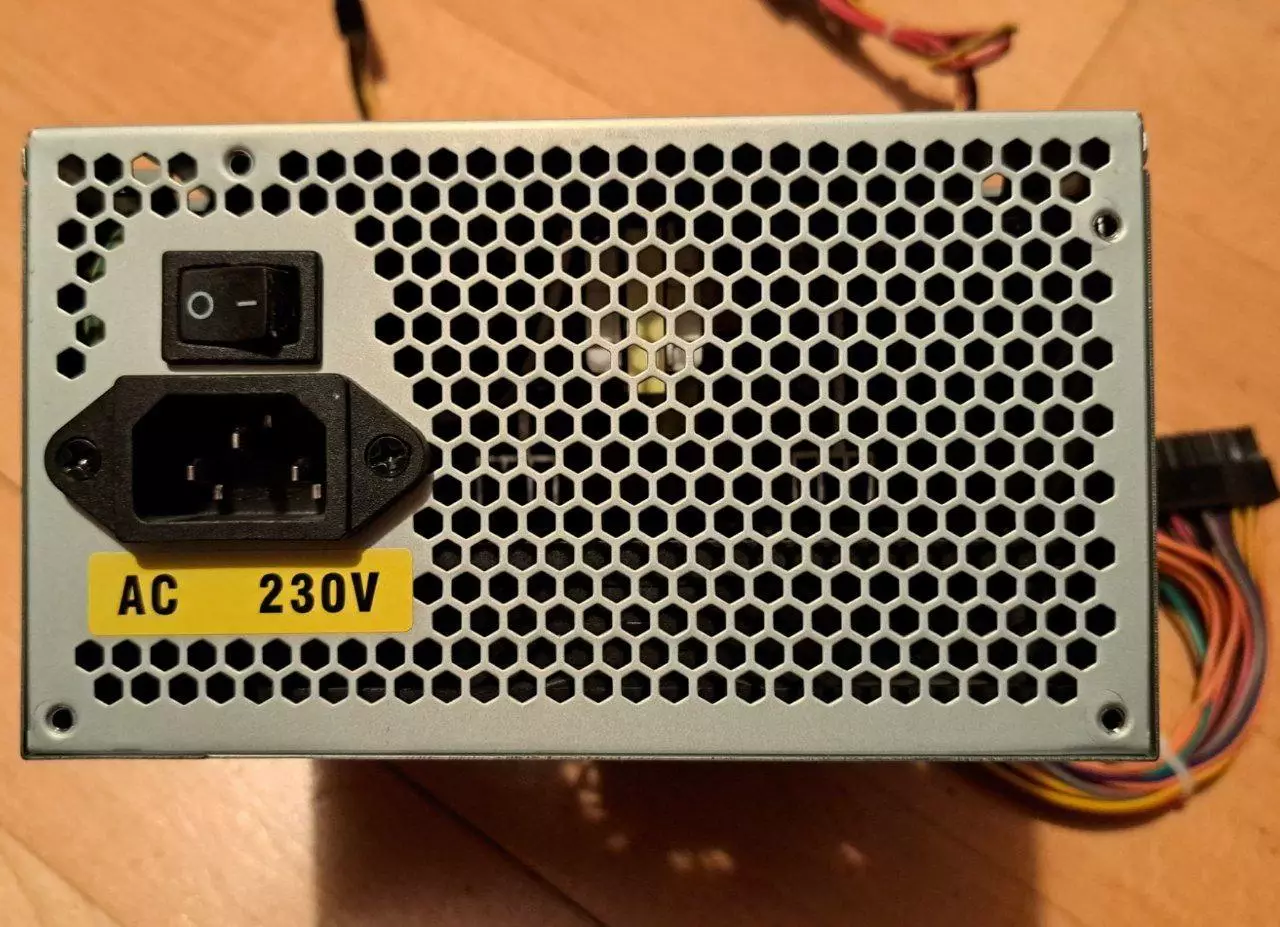 Блок питания для ПК FoxLine FL450 2