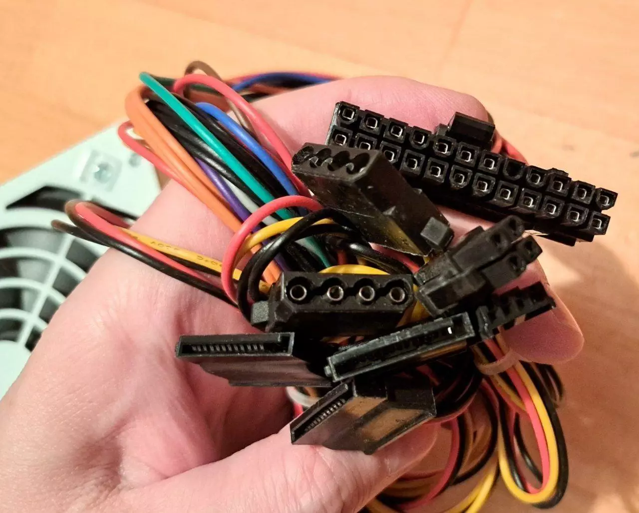 Блок питания для ПК FoxLine FL450 4