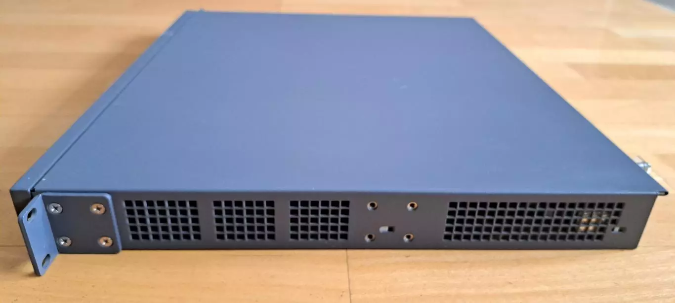 Коммутатор Avaya C363T 24-портовый p/n 700397292 2