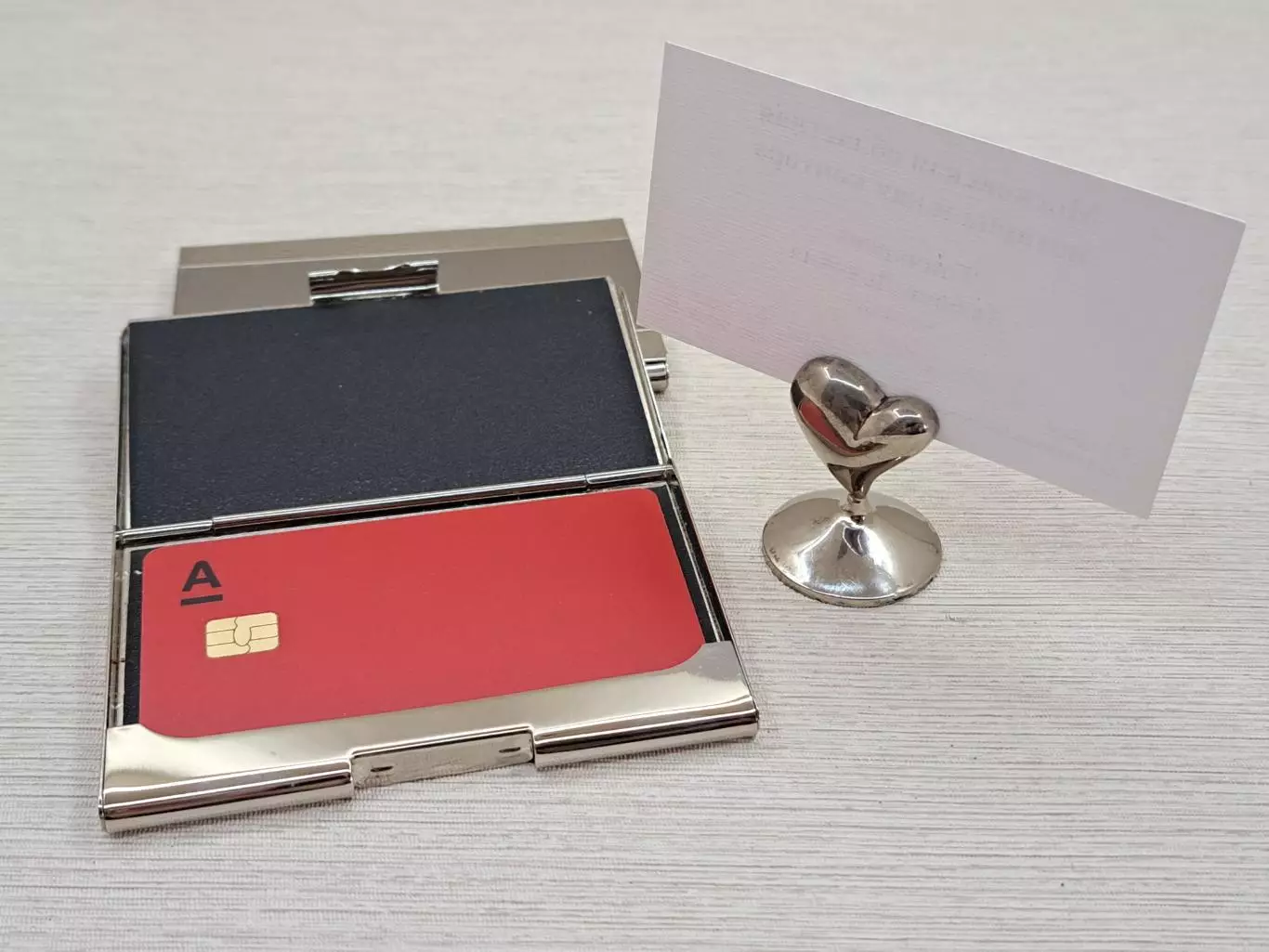 Два металлических кейса для пластиковых карт и визиток + держатель визиток 2