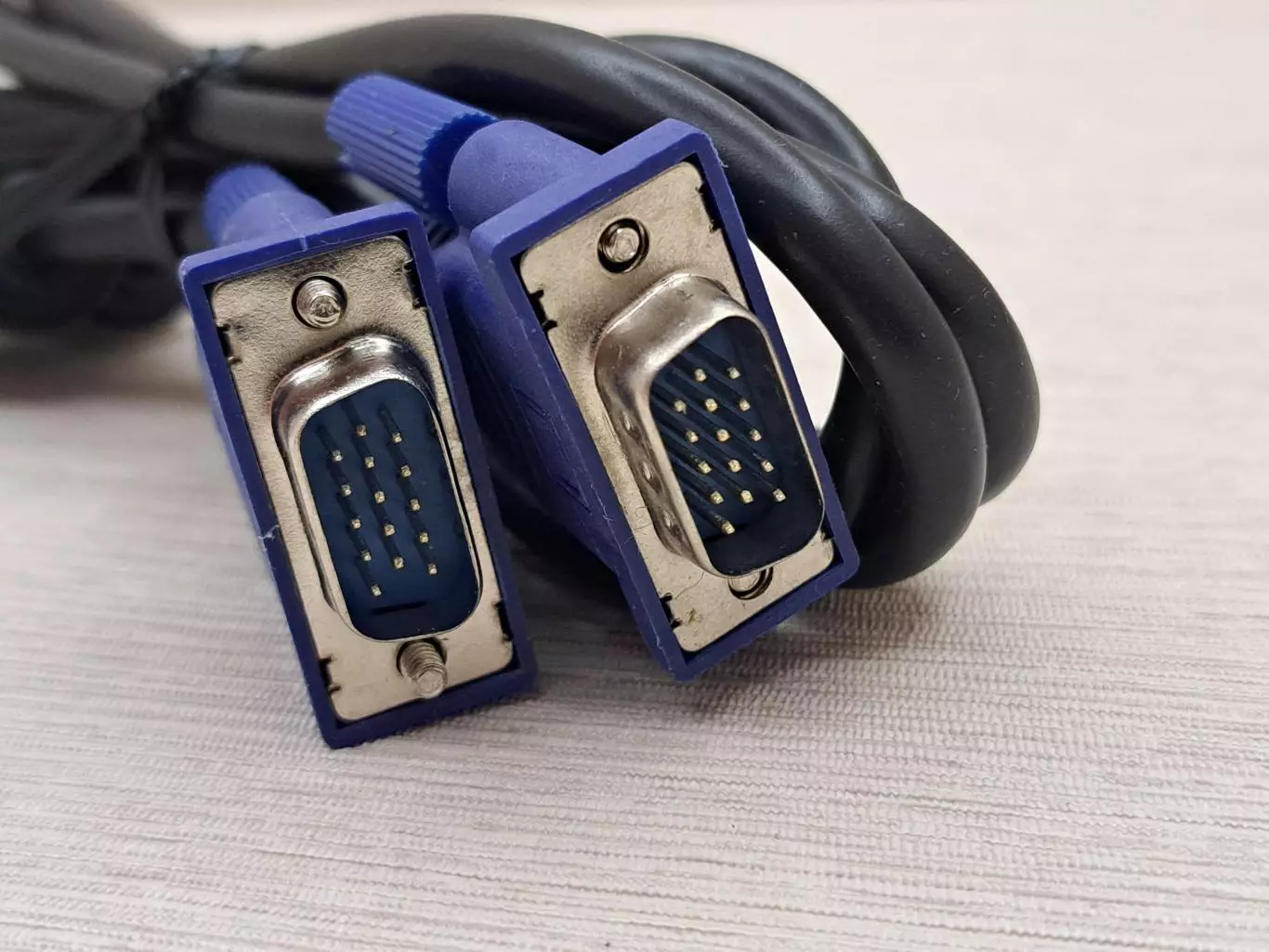 Видео кабели HDMI, VGA, VGA-DVI, Display port 7