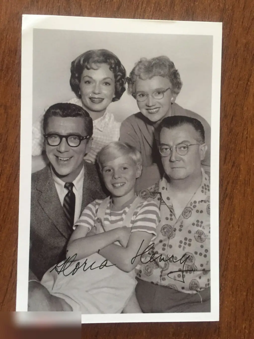 Глория Генри автограф Деннис-мучитель