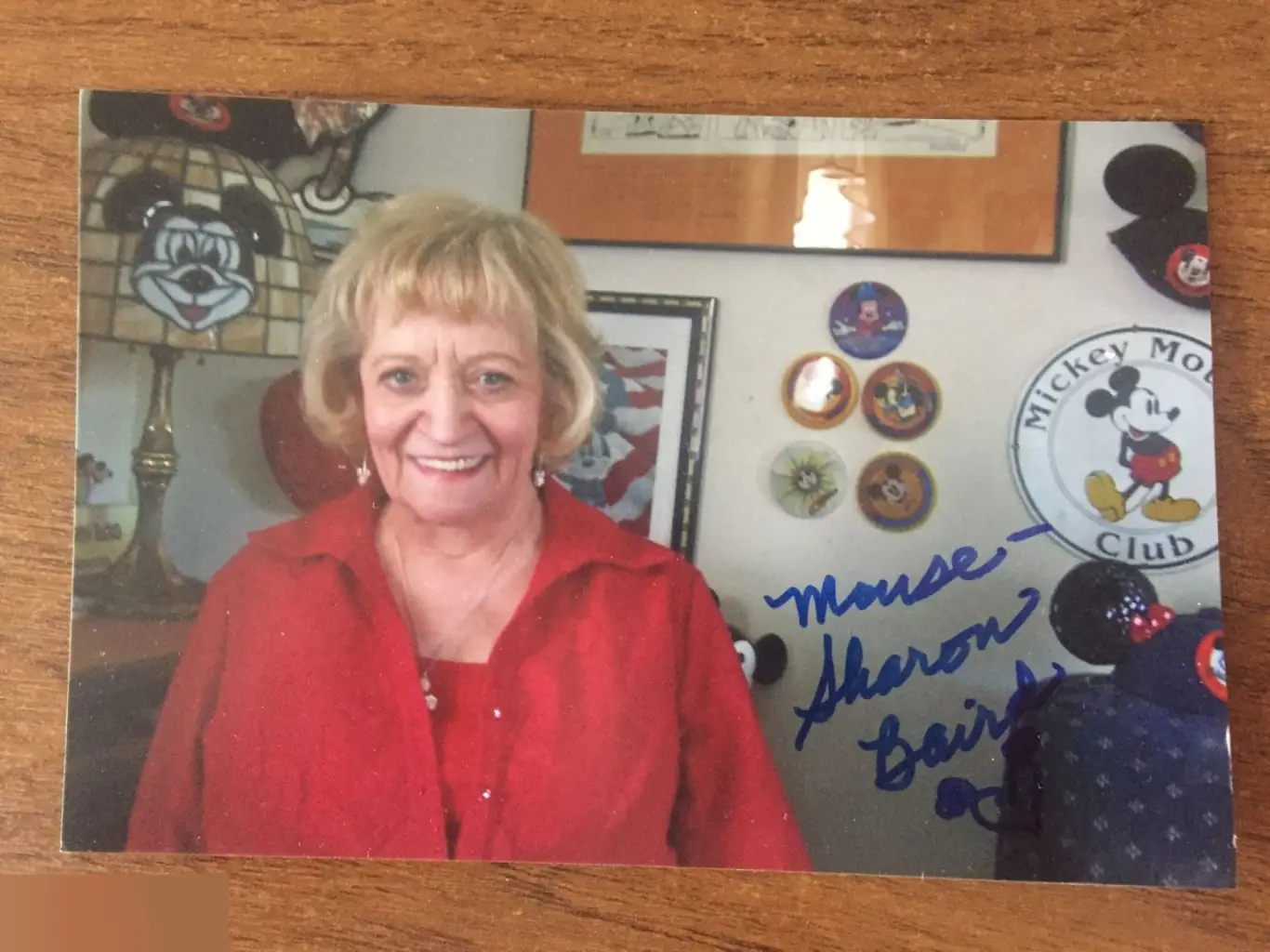 Шэрон Бейрд автограф на фото