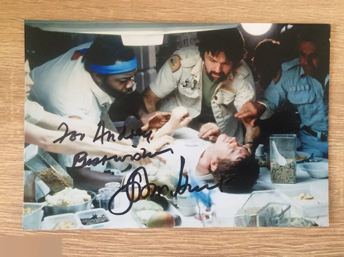 Джон Хёрт автограф на фото Чужой