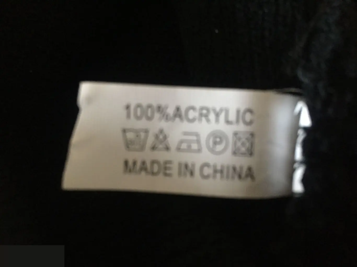 Герб России шапка новая акрил 2