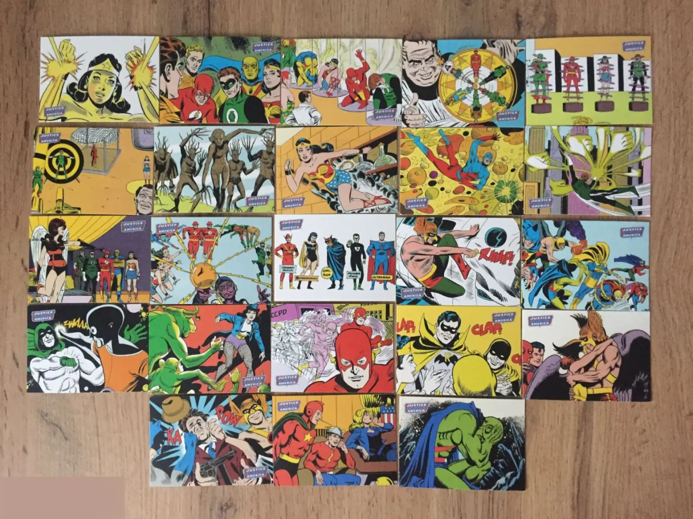 Justice League America Лига Справедливости 24 коллекционные карточки Rittenhouse Archives