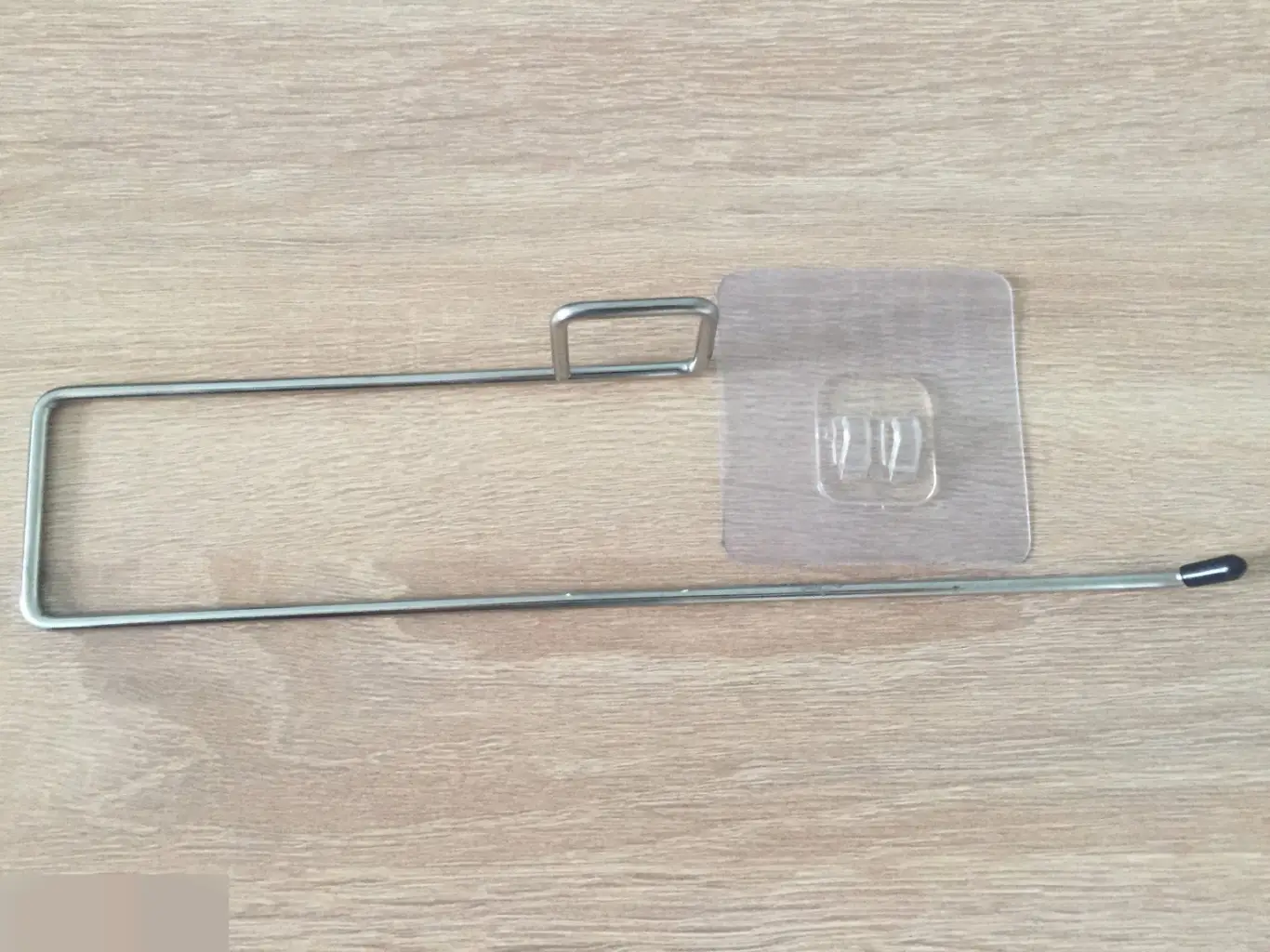 Держатель для бумажных полотенец 1