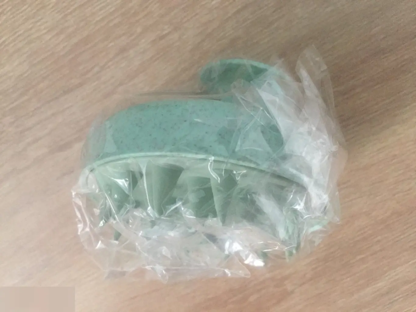 Массажер для мытья головы пластик силикон