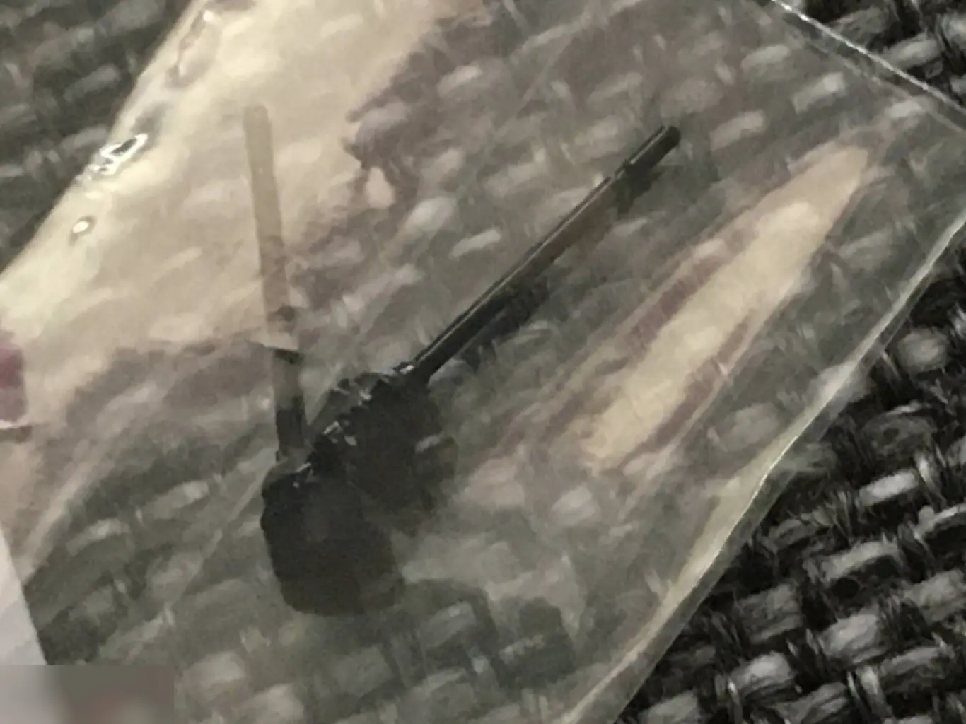 Серьги-гвоздики черные 3 мм 2