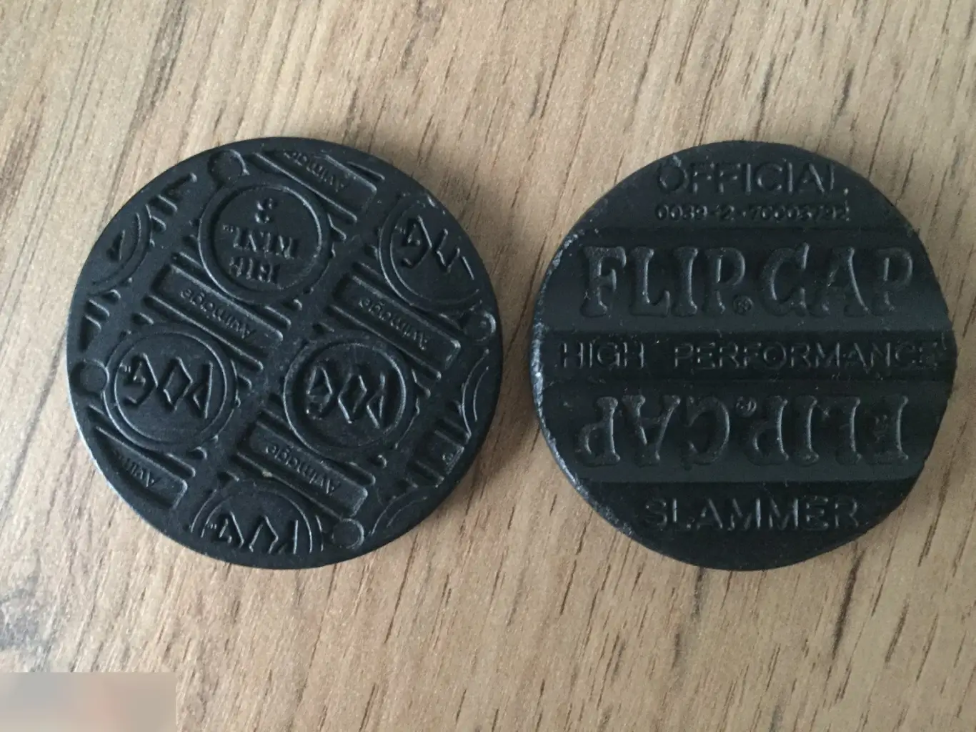 Бита фишка кэпс пог пластик 2 штуки 1