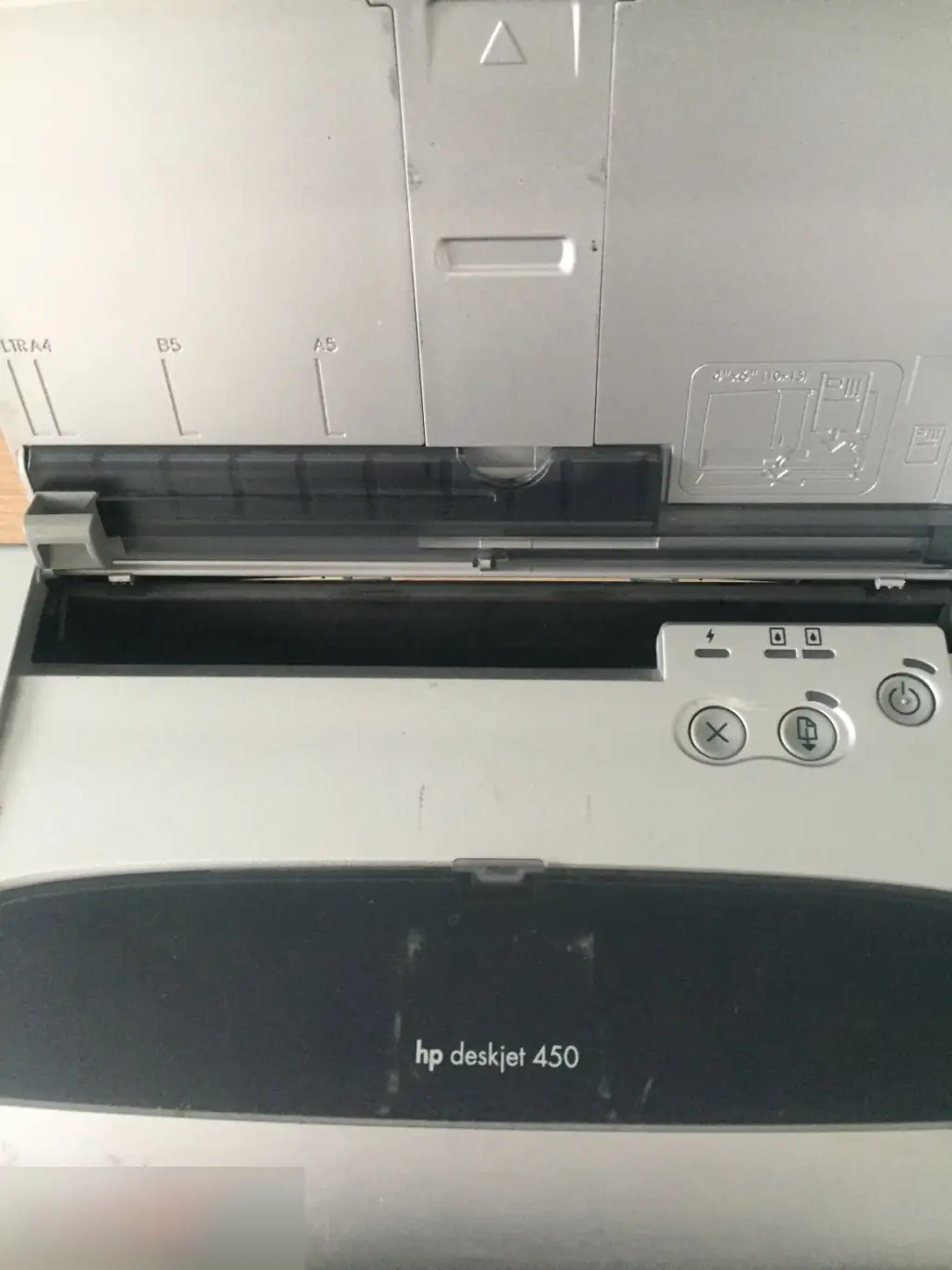 HP Deskjet 450 портативный струйный принтер 1