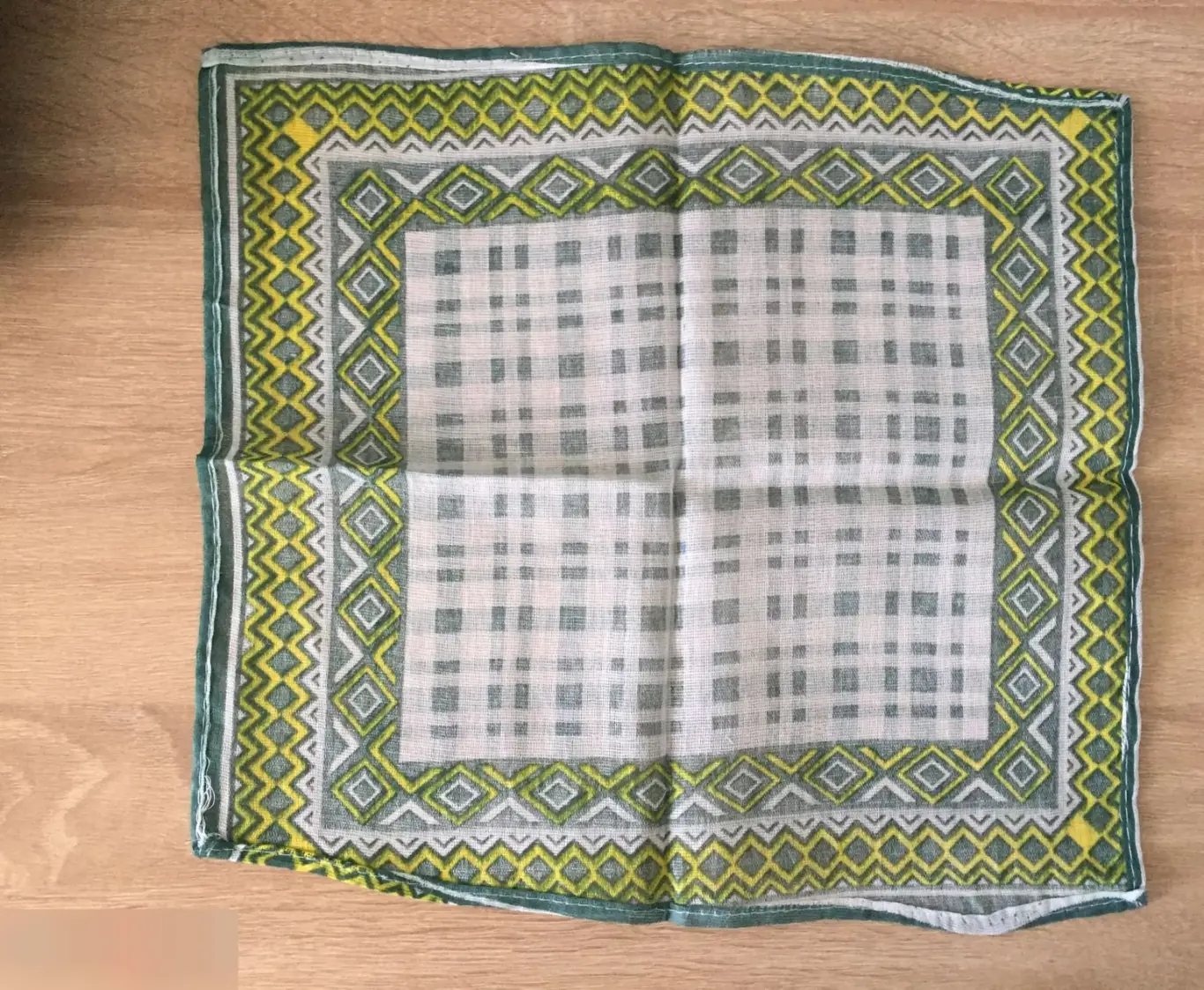 Платок носовой мужской 1