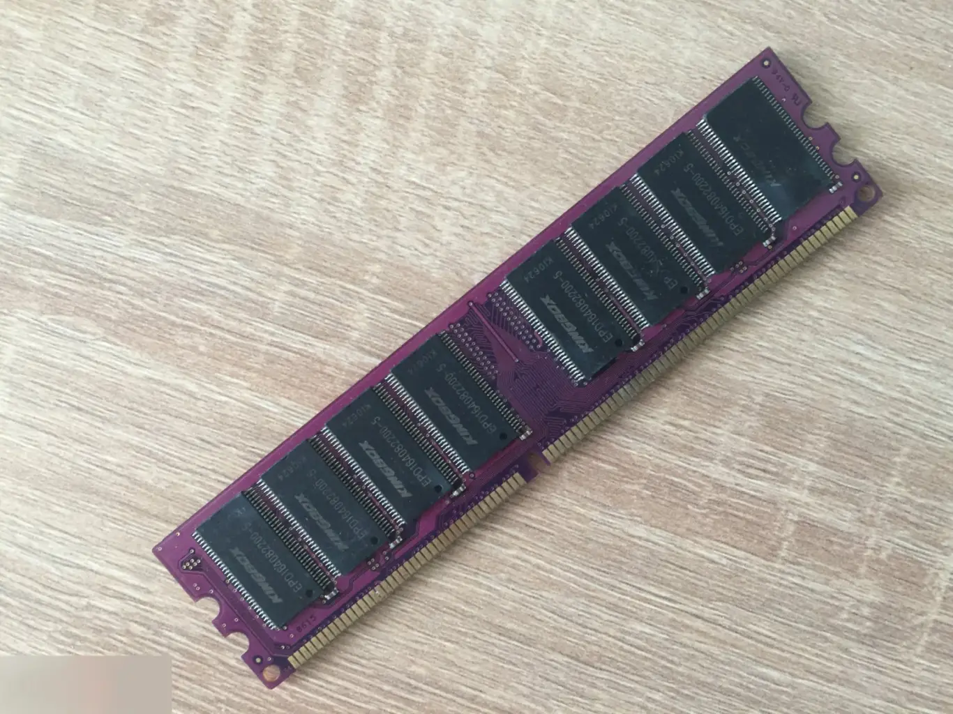 Модуль памяти Kingbox DDR 400Mhz PC3200 184pin 1GB новый