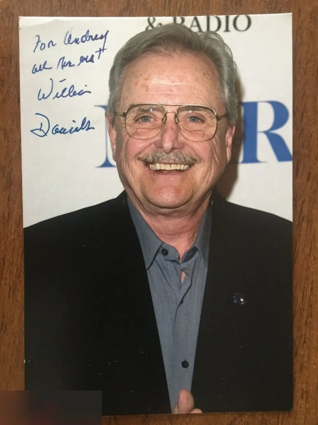 Уильям Дэниелс автограф на фото