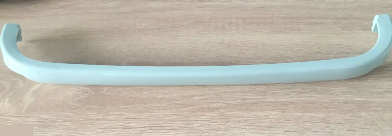 Держатель для полотенец пластик на наклейках 1