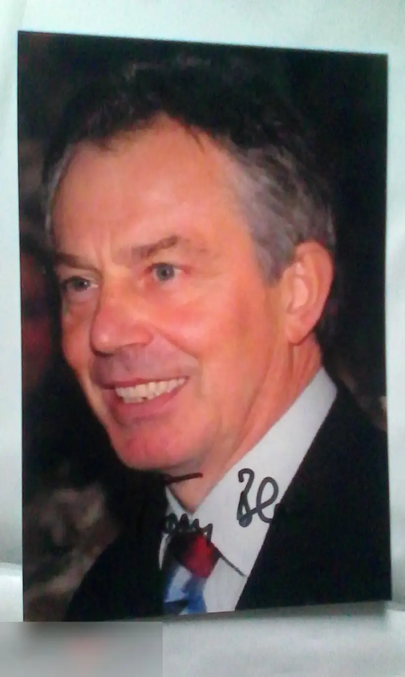 Тони Блэр автограф автопен на фото