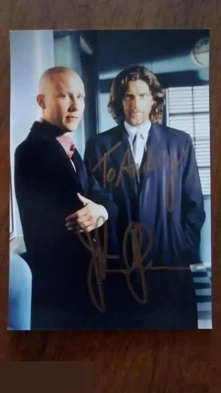 Джон Гловер автограф на фото Тайны Смолвиля